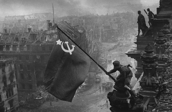 что подарить мужчине